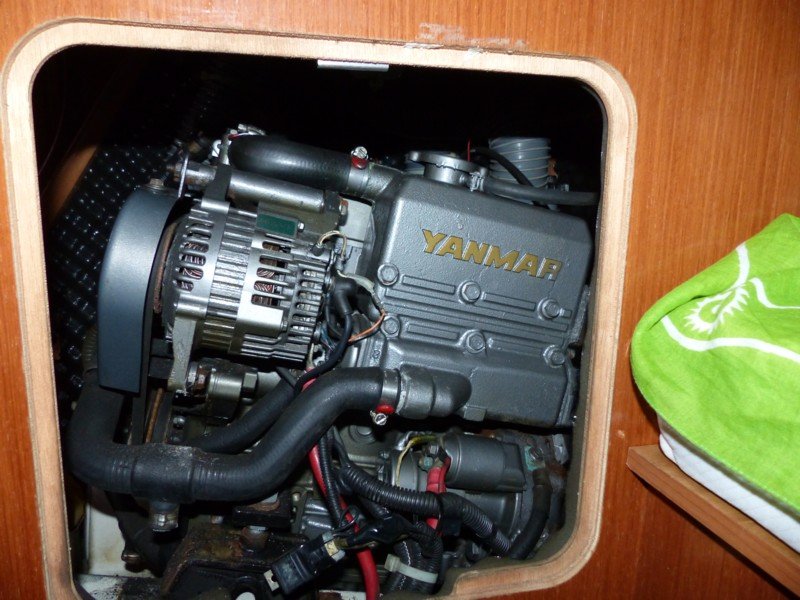 Oceanis 37 -44.jpg